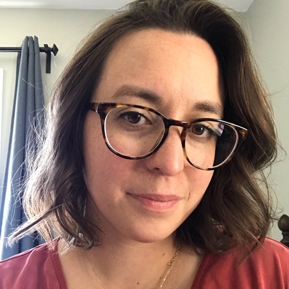 Meet your Posher, Ellen - Picture 1 of 1